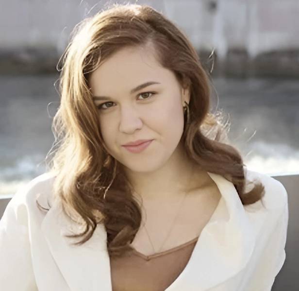 著者について：アリサ・ライナーは独立系寄稿者です。コンサルティングとリサーチの両方の経験を持ち、エネルギー地政学から気候変動科学まで幅広い分野に関心を持っています。