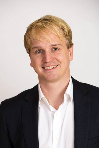 Alexander Buchmann fundou a Hanseaticsoft em 2009 para desenvolver soluções de software para empresas de navegação. Desde março de 2017, a Lloyd's Register, uma das maiores sociedades de classificação de navios do mundo, detém uma participação na empresa.