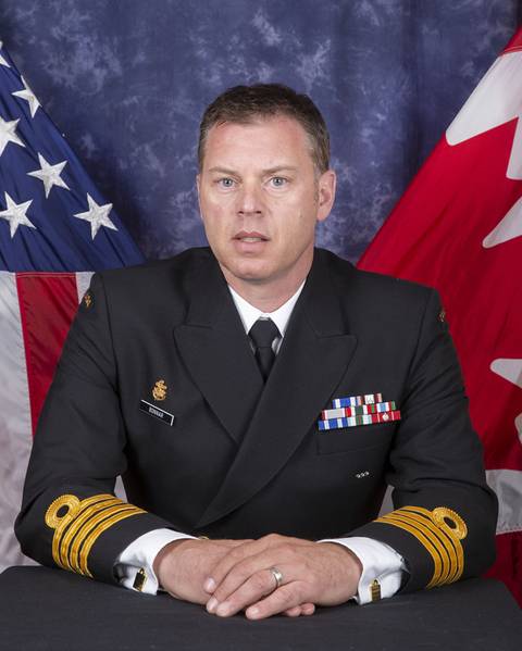 O Autor: Capitão Todd Bonnar, MSC, CD do Canadá lidera a Equipe de Análise de Guerra em Operações Conjuntas Combinadas do Sea Center of Excellence em Norfolk, VA. Ele é Bacharel em Ciências Sociais pela Universidade de Ottawa e Mestre em Estudos de Defesa pelo Royal Military College of Canada.