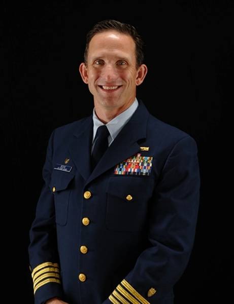 Capitão Lee Boone é o chefe do Escritório de Investigações e Análise de Acidentes da Guarda Costeira dos EUA