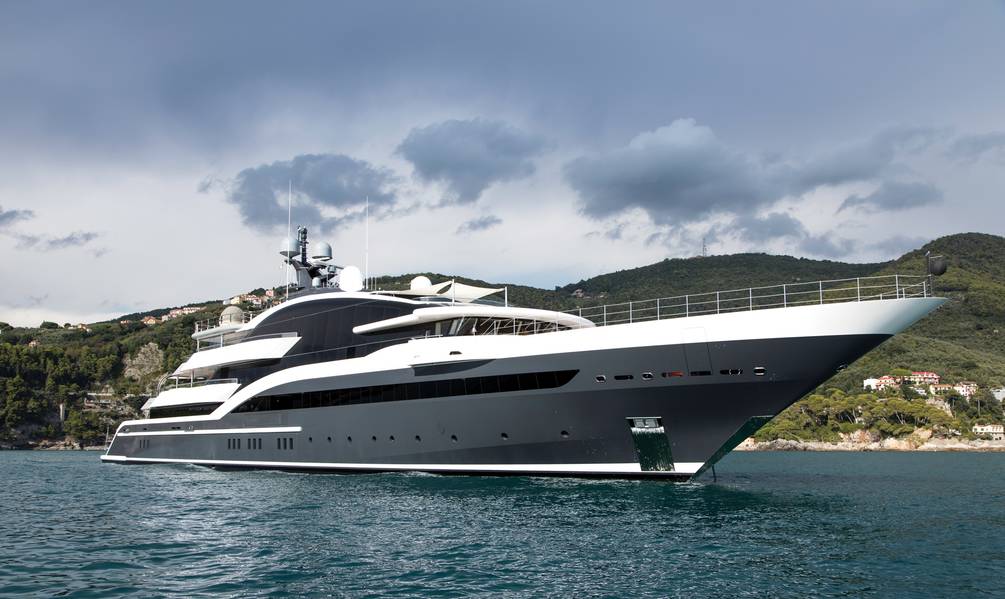 M / Y DAR Photo by Francisco Martinez