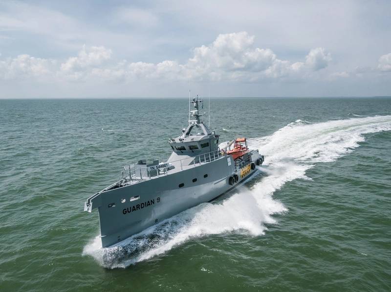 ナイジェリア沖のDamen Patrol船