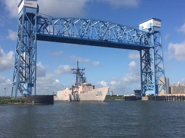 Das US-Kriegsschiff USS Doyle (FFG-39) wird in New Orleans im Rahmen eines Auftrags an EMR abgebaut und recycelt (Foto: EMR)