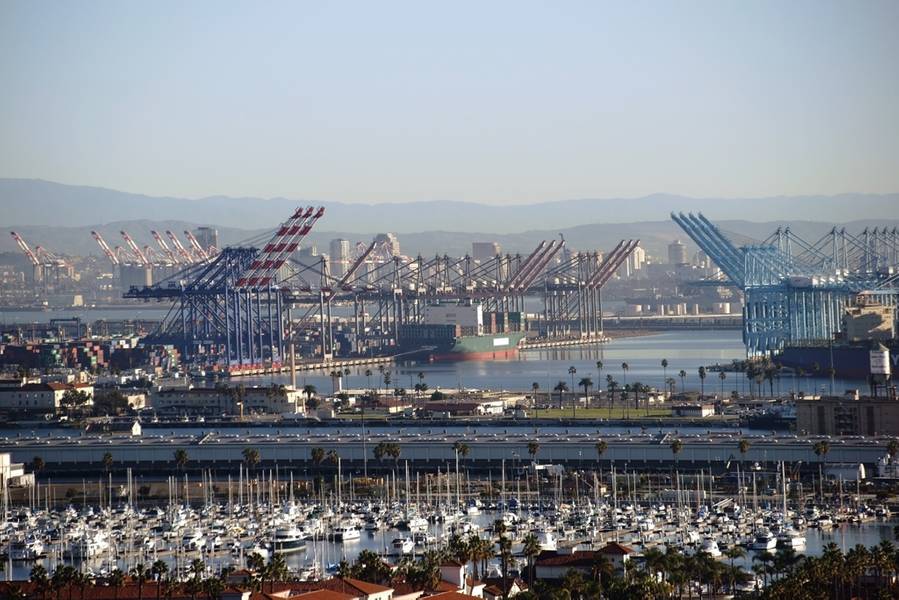 Der Hafen von Los Angeles (KREDIT: Adobestock / © Ginton