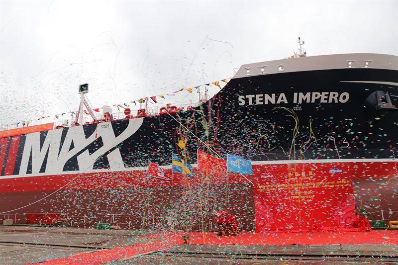 Die Namensgebung der Stena Impero endete mit Konfetti (Foto: Stena Bulk)