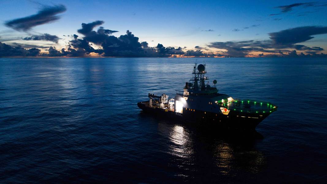 RV Petrel (Foto cortesia de Paul G. Allen)