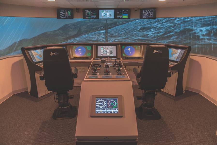 Resolve训练学院配备了一台NT Pro 5000 A级全任务导航模拟器，主模拟视角为220度FOV，桥翼为220，可以对接左舷或右舷。 （照片：解决Trainng学院）