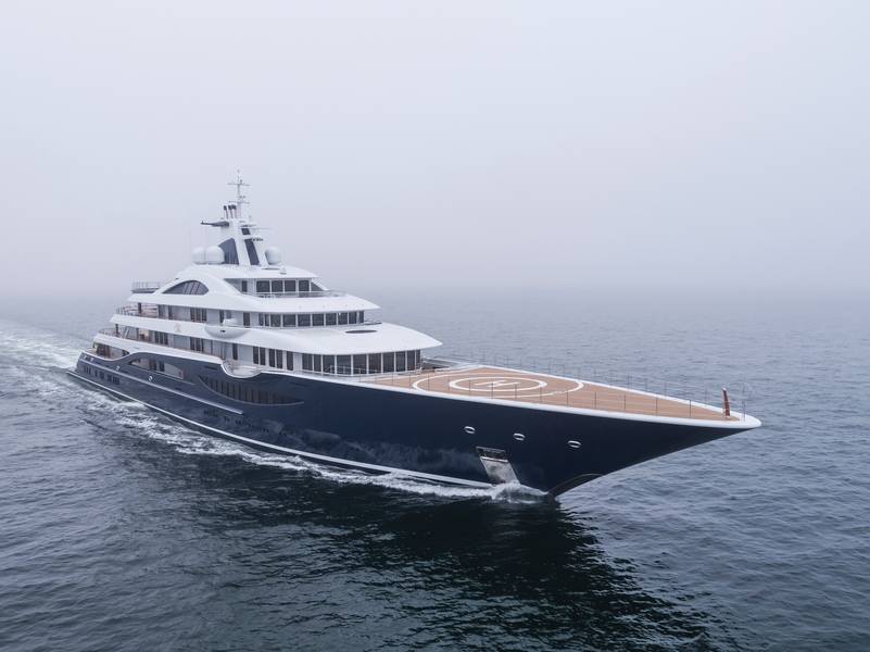 M / Y TIS Photo by Klaus Jordan