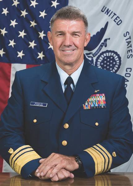 USCG Vice Adm. Schultz, der Kommandeur der Atlantischen Zone der Küstenwache
