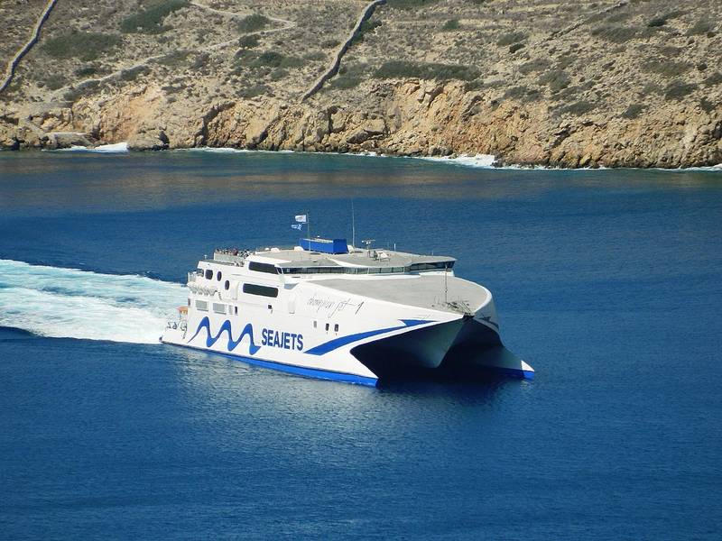 Ένα ταχύπλοο πλοίο Seajet - η Mechanica Marine έχει δημιουργήσει μια νέα σχέση με την ελληνική εταιρεία (Φωτογραφία: Mechanica Marine)