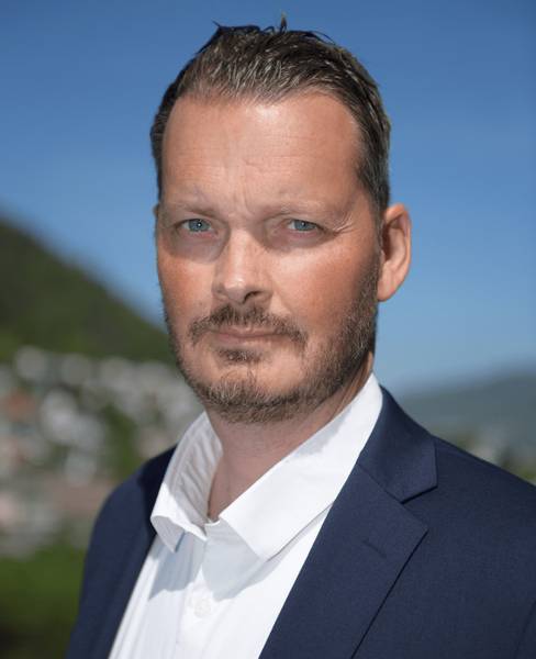 “我认为牢记船体清洁至关重要。我们最初对20艘船进行清洁，平均每天节省了3.5吨燃油。”——Erik Hjortland，Odfjell技术副总裁 图片由Odfjell提供
