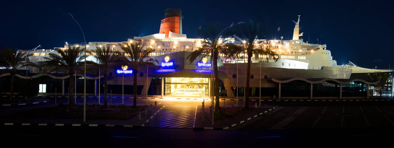 写真：QE2.com