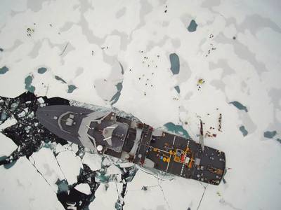 Das Schiff am Nordpol (CREDIT Norwegian Coast Guard)