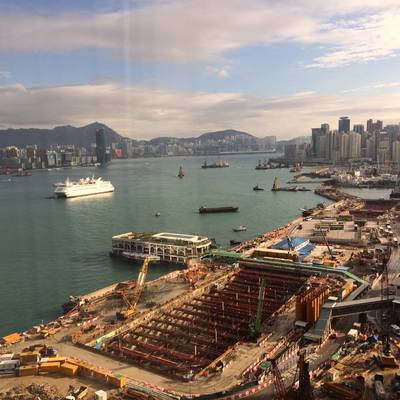 Hongkongs geschäftiger Handel und Hafen. Kredit: Joseph Keefe