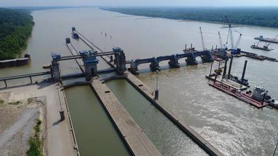 Uma imagem aérea da eclusa de Olmsted e do complexo da barragem. CRÉDITO: USACE