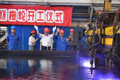 Una ceremonia de corte de acero en el astillero Jiangsu Zhenjiang (Foto: Robert Allan Ltd.)