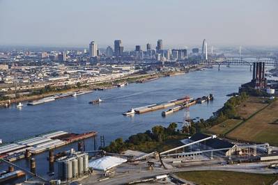 Vías navegables interiores con St. Louis en el fondo. (Crédito: St. Louis Regional Freightway)