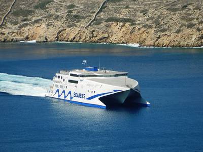 Um ferry rápido da Seajet - a Mechanica Marine estabeleceu um novo relacionamento com a empresa grega (Foto: Mechanica Marine)