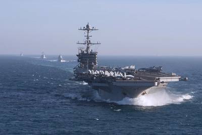أوس هاري S. ترومان. صور: الولايات المتحدة الأمريكية البحرية