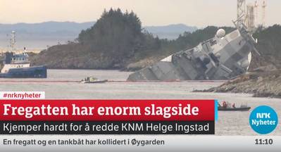 فرقاطة غارقة (لقطة شاشة لتغطية تدفق NRK على https://www.nrk.no/. NRK هي شركة الإذاعة العامة الإذاعية والتلفزيونية المملوكة للحكومة النرويجية)