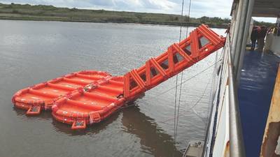 نشر أول لموافقة USCG ، Cape Henlopen في محطة Cape May Terminal. (الصورة: CMLF)