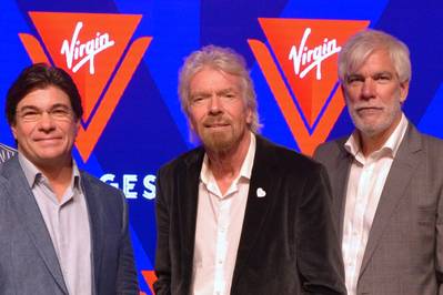 ファイル写真 - 左から：VirginのCEO、President、Tom McAlpin。リチャードブランソン卿、創始者ヴァージン;そしてStuart Hawkins、Virgin SVP Marine and Technicalは、2017年にVirgin Voyagesの新しい名前とロゴを公開しました。（写真：Wärtsilä）