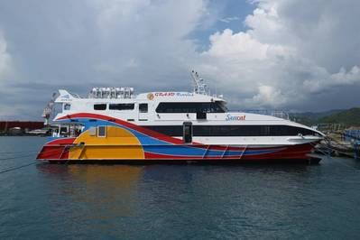 フィリピンのAustalはフィリピンのVS Grand FerriesにMV Seacatという名前の30メートルの高速カタマランであるHull 420を納入しました（Photo：Austal）