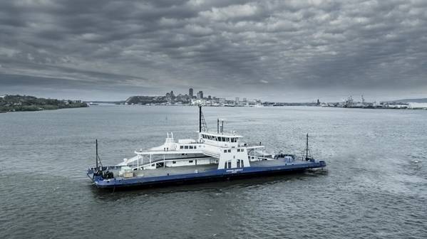 Die für den kanadischen Betreiber Société des traversiers du Québec (STQ) gebaute Fähre MV Armand-Imbeau II wird mit LNG-Treibstoff betrieben. (Bild: Davie Werften)