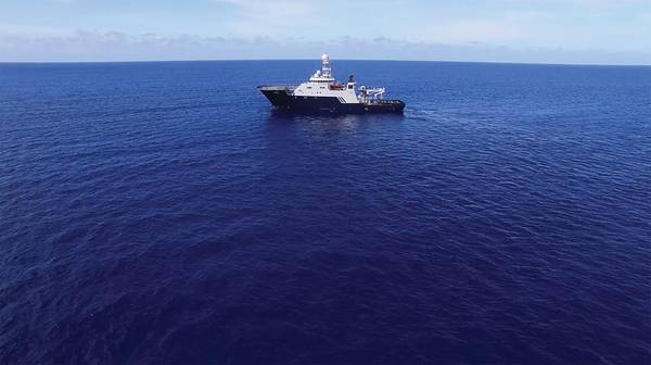 O R / V Petrel, de propriedade da Microsoft Cofounder e Philanthropist Paul G. Allen, no mar em busca do USS Indianapolis. (Foto cortesia de Paul G. Allen)