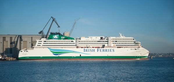 Ferry newbuild WB Yeats en el muelle FSG (Foto: FSG)