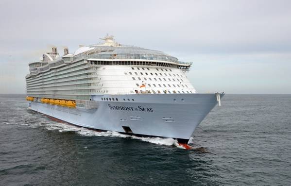 احتلت سيمفوني أوف ذي سيز ، التي بناها STX France for Royal Caribbean ، أكبر سفينة سياحية في العالم (الصورة: رويال كاريبيان)