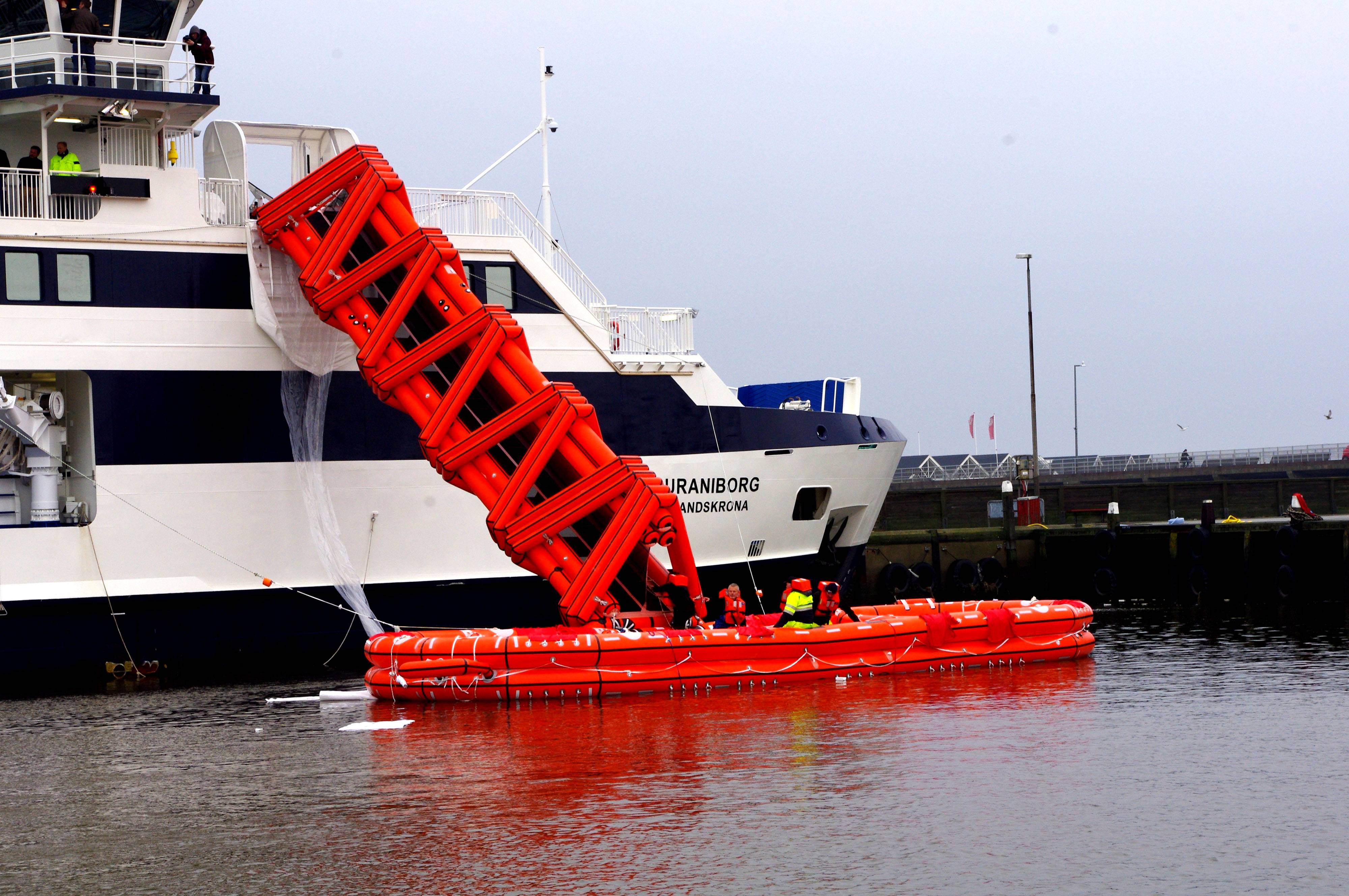 Saturday Borrowed Whirlpool Swedish Ferry Enters Service With New Surviteczodiac