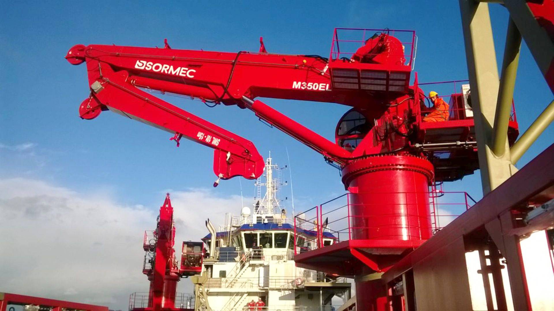 Custom Cranes Installed Aboard Nigerian OSV
