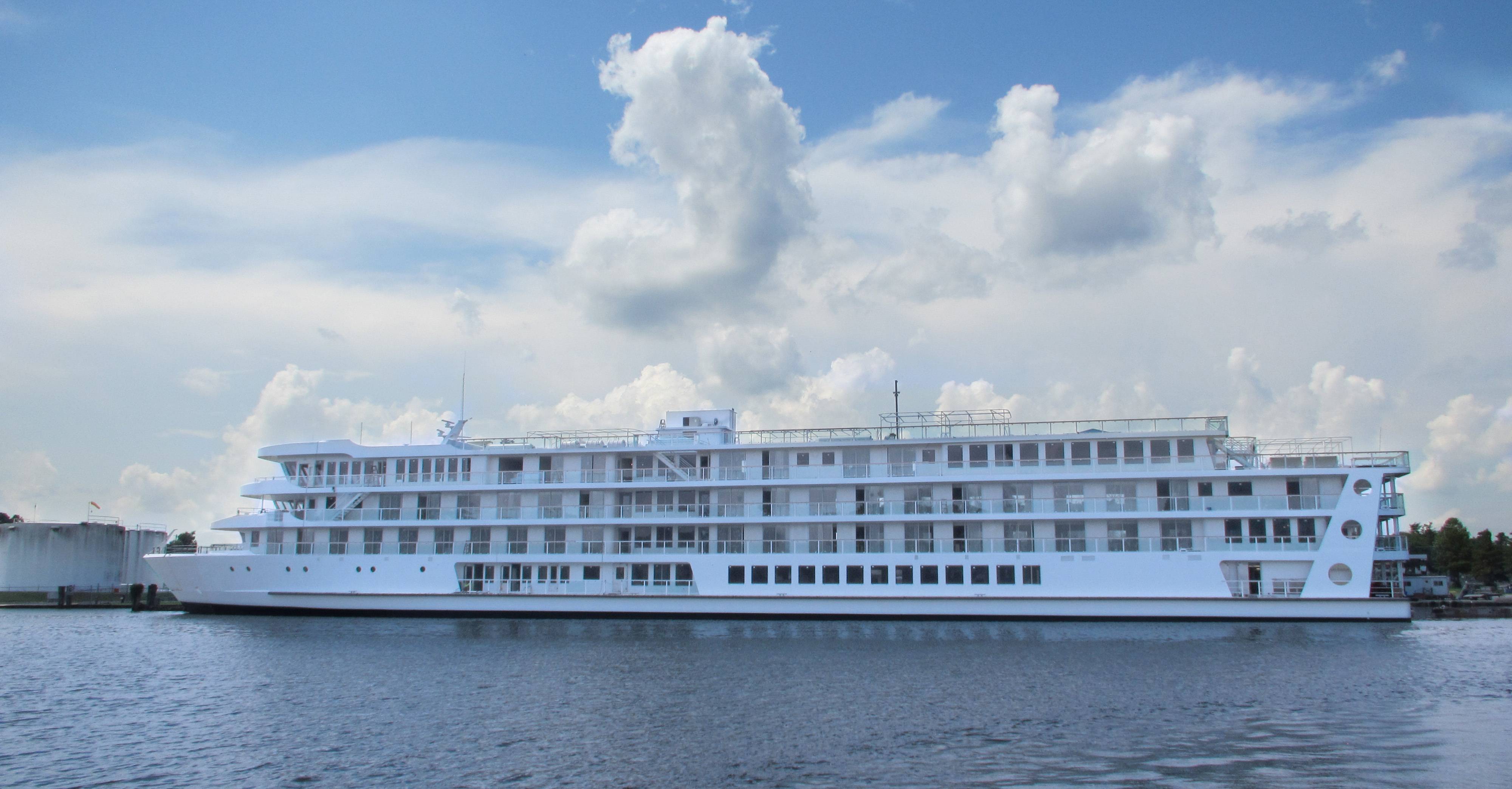 american song cruise ship columbia river