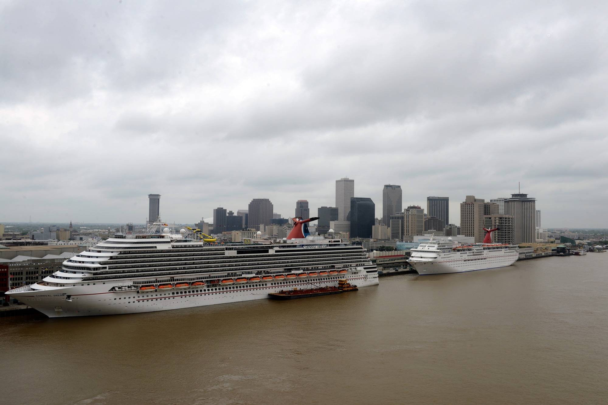 biggest cruise ship in new orleans