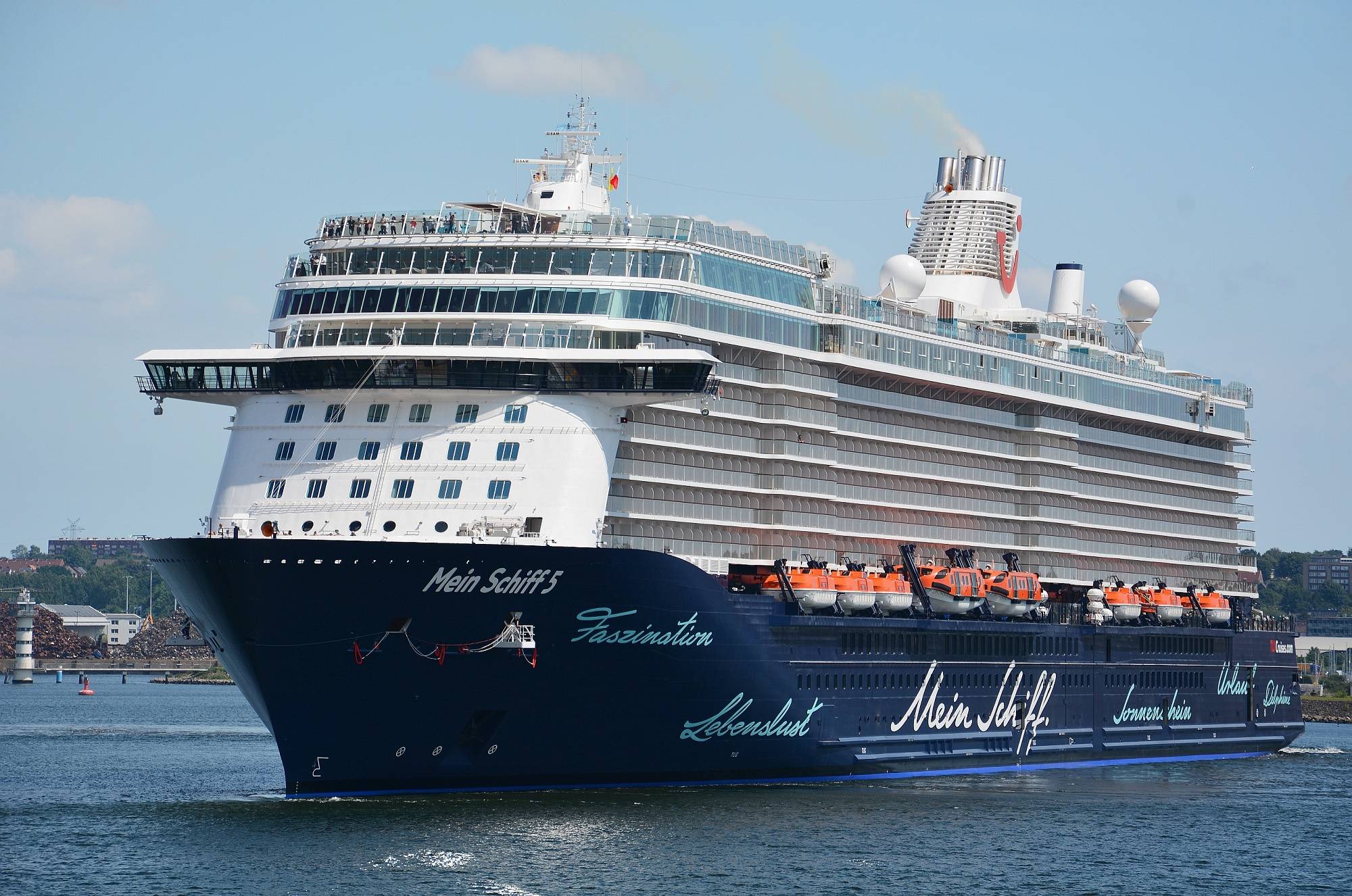 Kiel Is First German Port Of Call For Mein Schiff 5