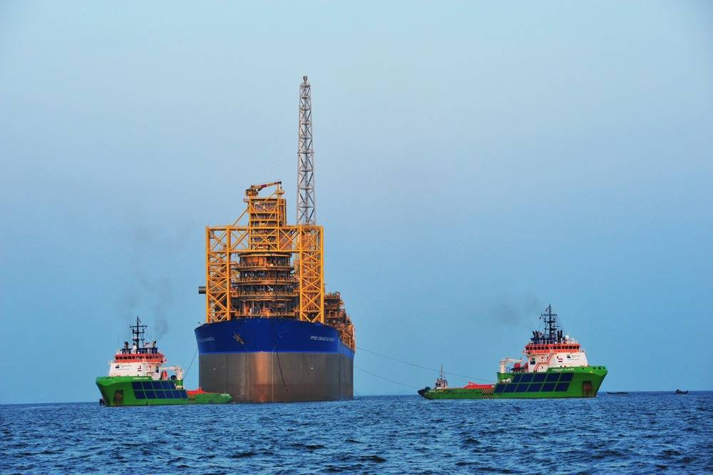 FPSO Towed Singapore To Brazil By Fairmount Tugs