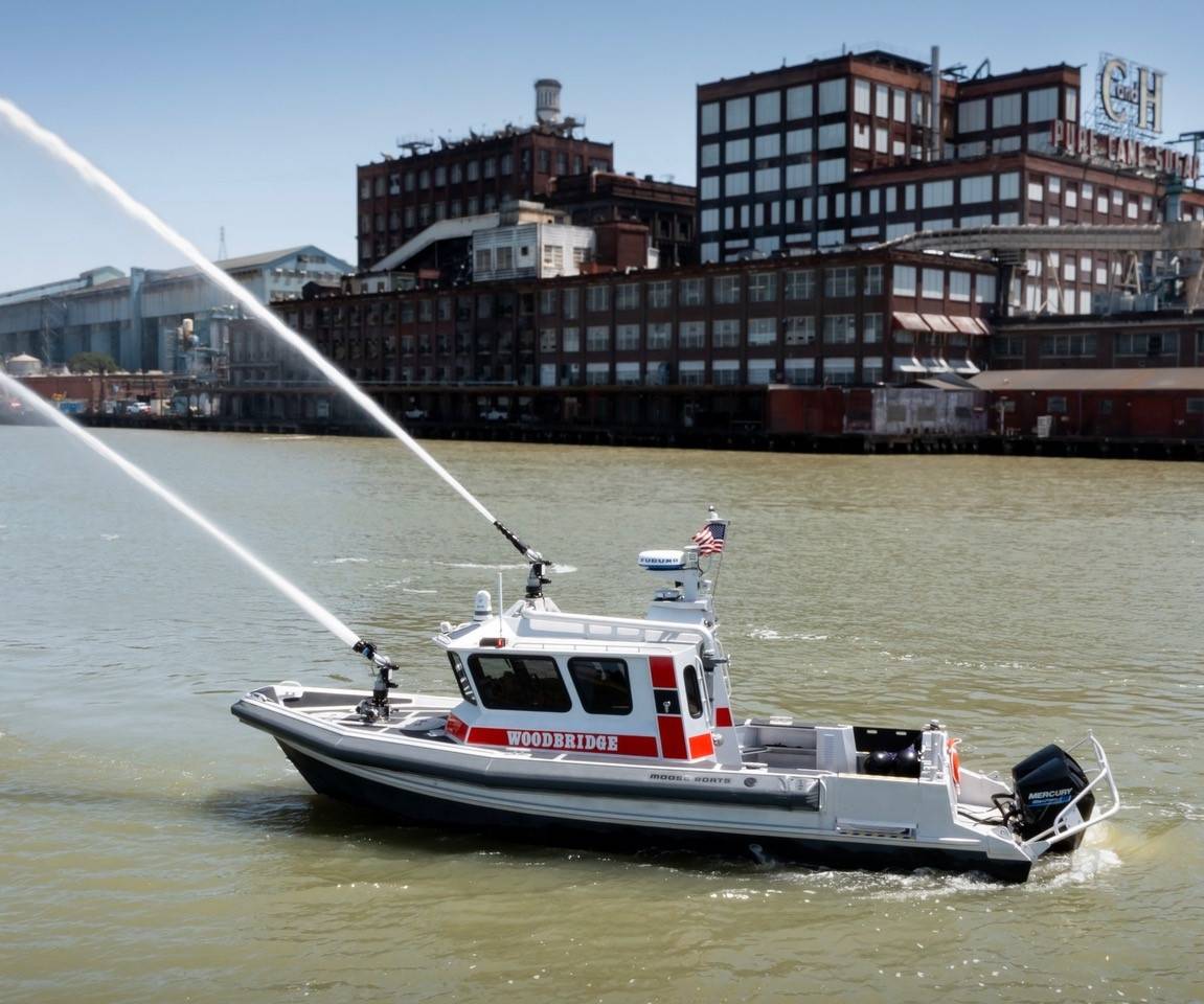 Moose Boats Delivers Fireboat To Woodbridge Fire