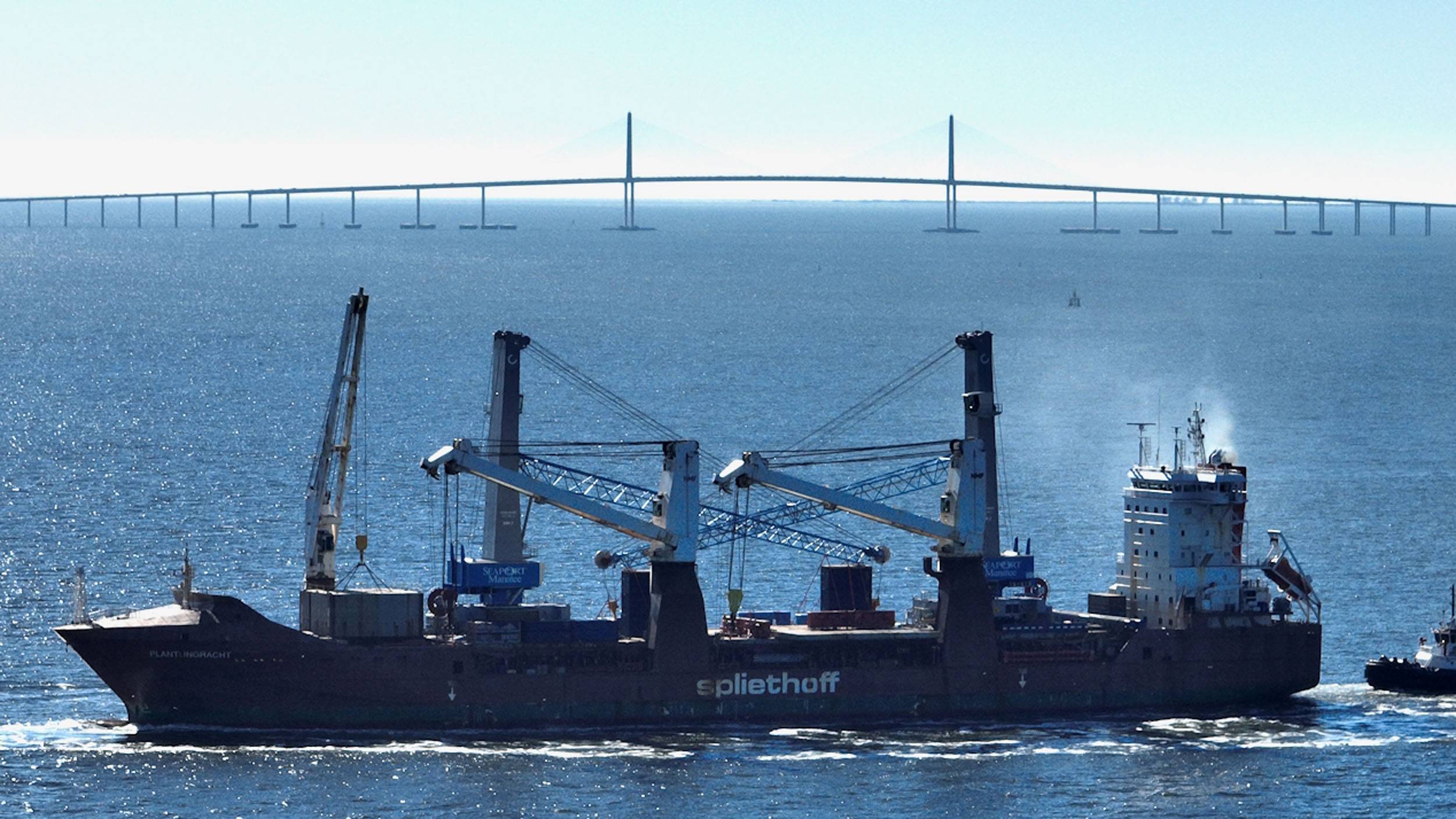 Seaport Manatee Adds Two Eco-Efficient Harbor Cranes