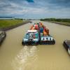 A typical tow arrangement on German inalnd waterways / CREDIT AdobeStock / © digitalstock