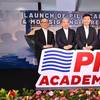 From left to right: Dr Victor Goh, Dean of the PIL Academy; S.S. Teo, PIL’s Executive Chairman; Chee Hong Tat, Singapore’s Minister for Transport and second Minister for Finance; and Lars Kastrup CEO of PIL. (Photo Credit: Singapore Ministry of Transport)