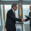 MV WERFTEN CEO, Jarmo Laakso, and Tom Wolber, President and CEO of Crystal Cruises (Photo: MV WERFTEN)