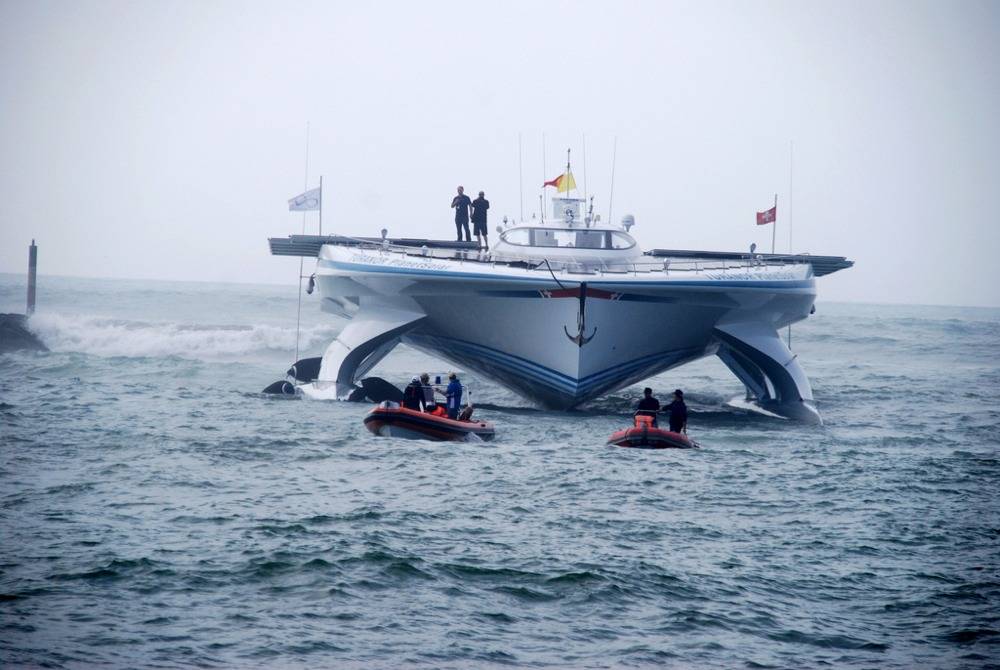 Самый быстрый парусник в мире Hydroptere