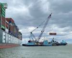 Salvors Begin Removing Containers from Ever Forward