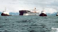 The Exxon Valdez ran aground on Bligh Reef in Prince William Sound, Alaska, March 23, 1989 spilling 11 million gallons of crude oil. (Photo: U.S. Coast Guard)