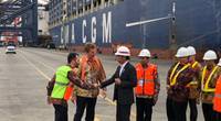 President Joko Widodo meeting CMA CGM staff - Jakarta Port (Photo: CMA GCM)