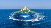 VLCC ‘Universal Leader’ with the use of new CI. Pic: HMM