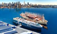 CG rendering of Powership and offshore data center (Credit: MOL)