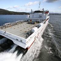 70m Crewboat with 4 HamiltonJet HT900 waterjets