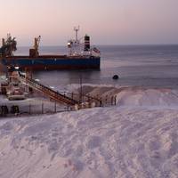 A NORDEN dry cargo vessel loading salt in Patillos (Photo: NORDEN)